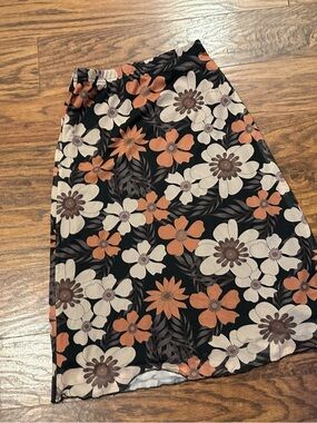 ROMWE Black Midi Skirt with Cream & Orange Floral Print